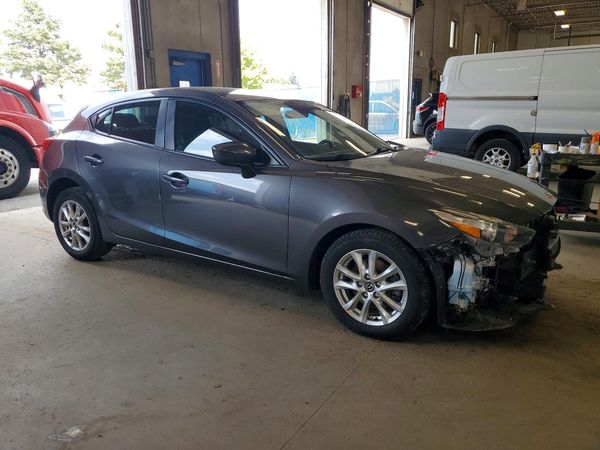 2017 MAZDA 3