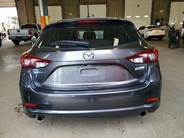 2017 MAZDA 3