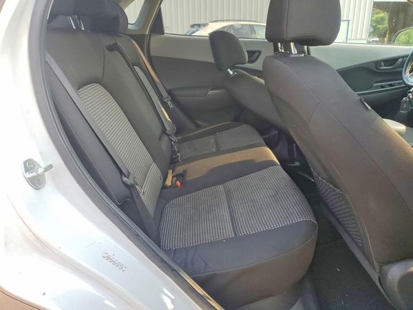 2018 HYUNDAI KONA SEL with Tech Pkg
