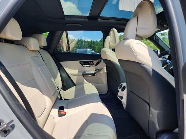 2026 MERCEDES-BENZ GLC