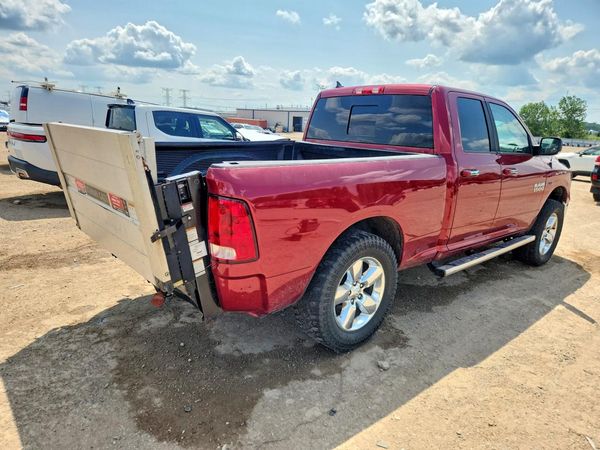 2014 RAM 1500 SLT