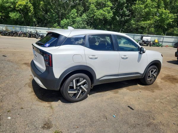 2025 NISSAN KICKS
