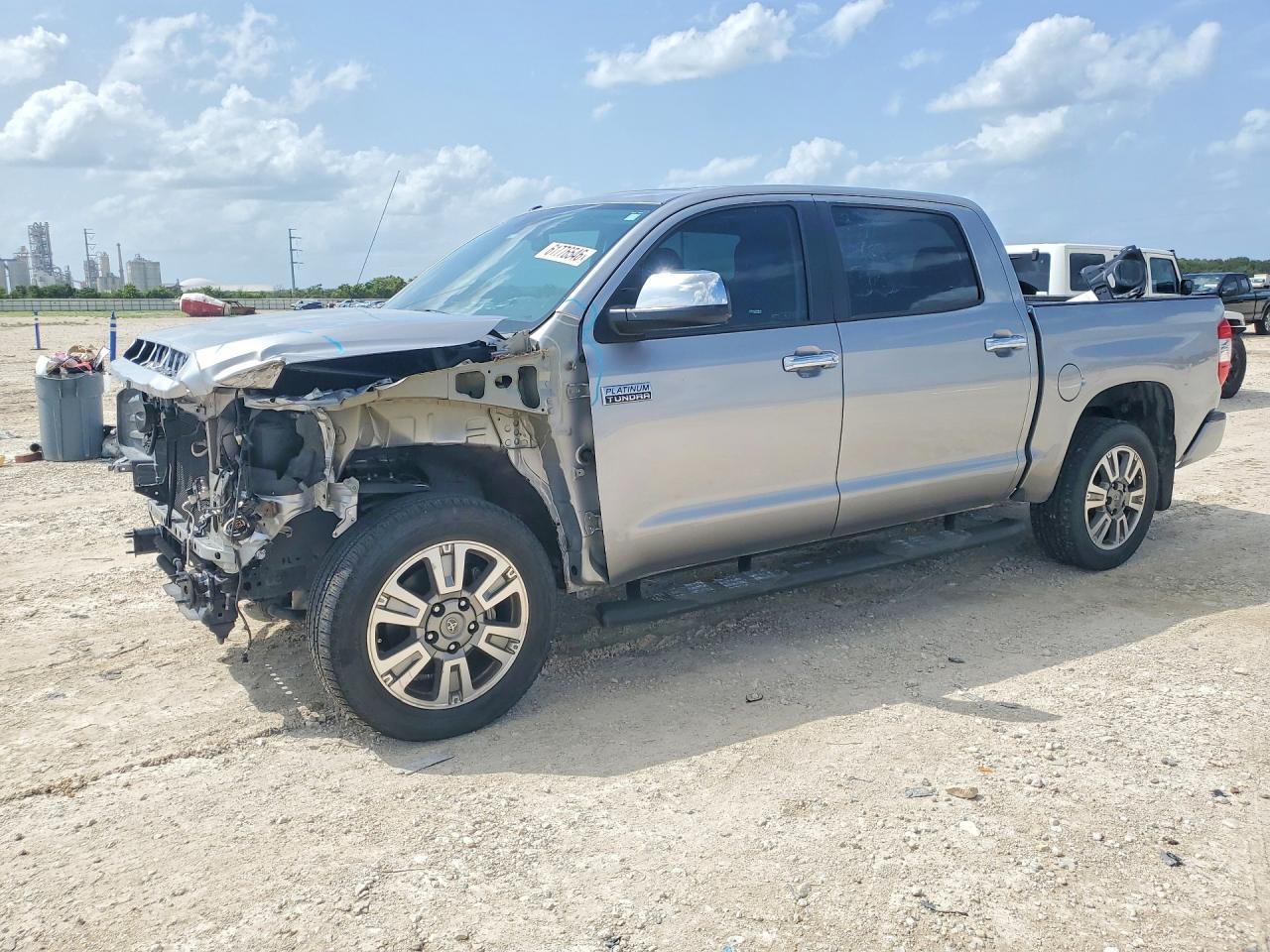 2015 TOYOTA TUNDRA Platinum Grade