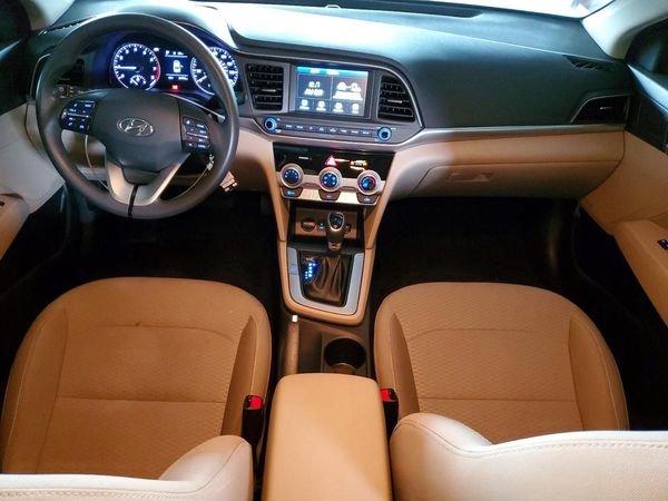 2019 HYUNDAI ELANTRA