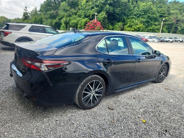2021 TOYOTA CAMRY
