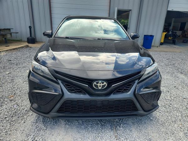 2021 TOYOTA CAMRY
