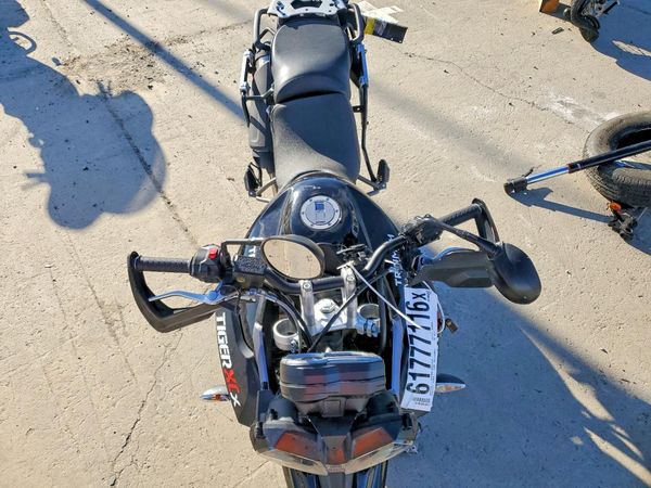 2017 TRIUMPH MOTORCYCLE TIGER
