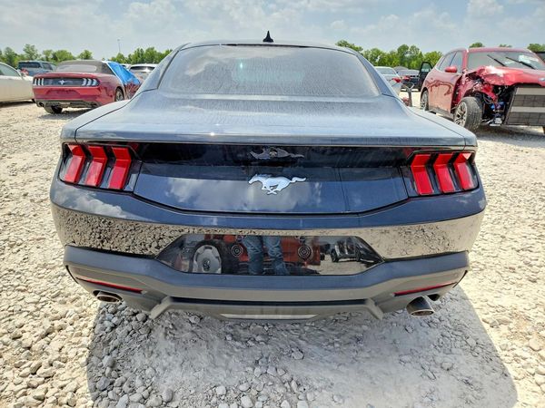 2025 FORD MUSTANG I4