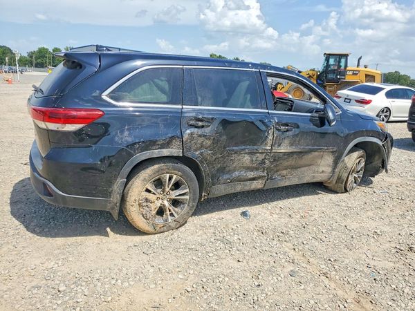 2019 TOYOTA HIGHLANDER LE/LE Plus