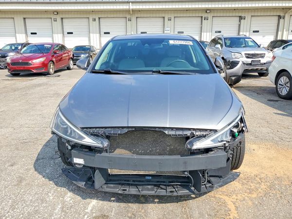2019 HYUNDAI ELANTRA