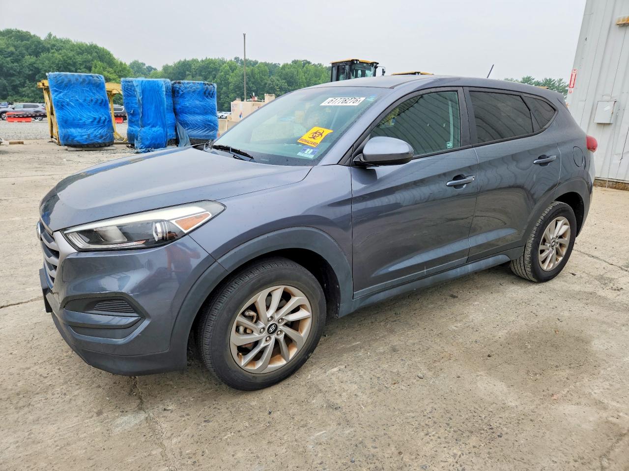 2017 HYUNDAI TUCSON SE (no options)