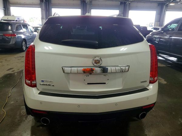 2015 CADILLAC SRX Luxury