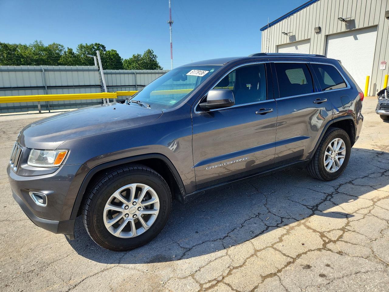 2015 JEEP GRAND CHEROKEE LAREDO 4X2