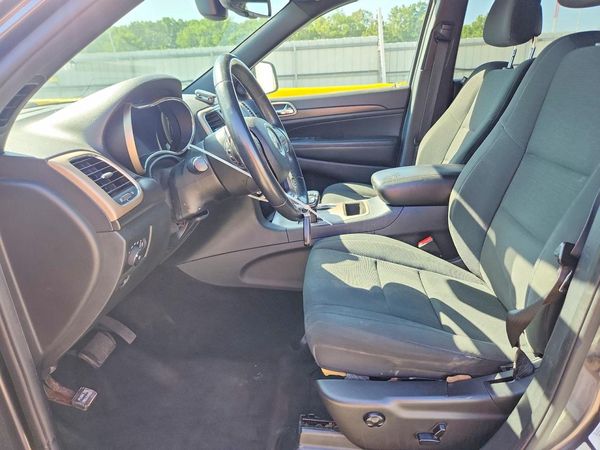 2015 JEEP GRAND CHEROKEE LAREDO 4X2