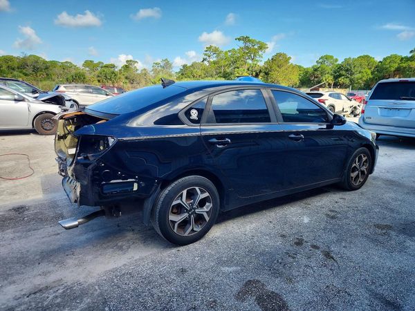 2019 KIA FORTE