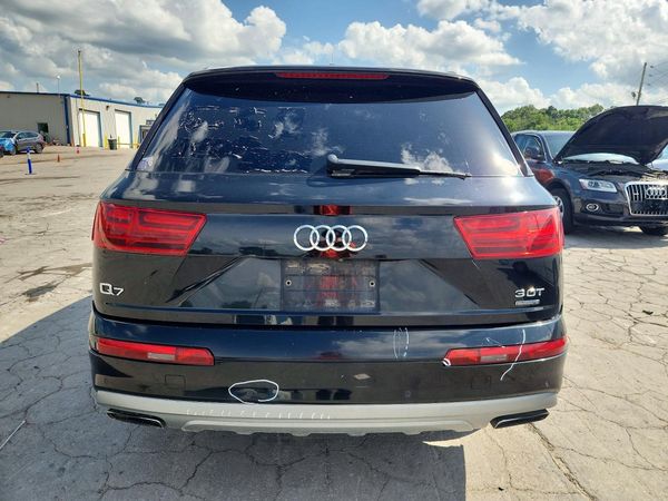2018 AUDI Q7