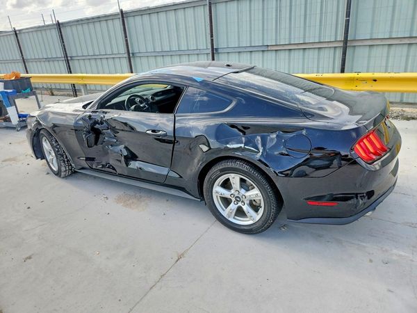 2019 FORD MUSTANG I4 Coupe