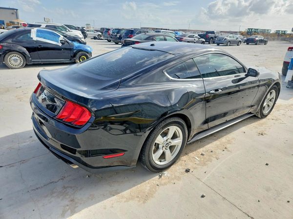 2019 FORD MUSTANG I4 Coupe
