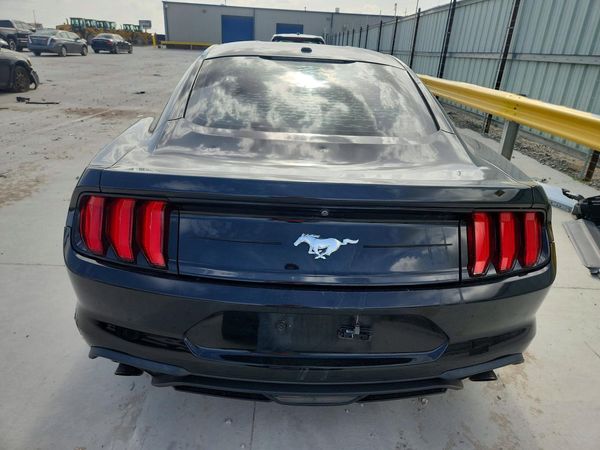 2019 FORD MUSTANG I4 Coupe