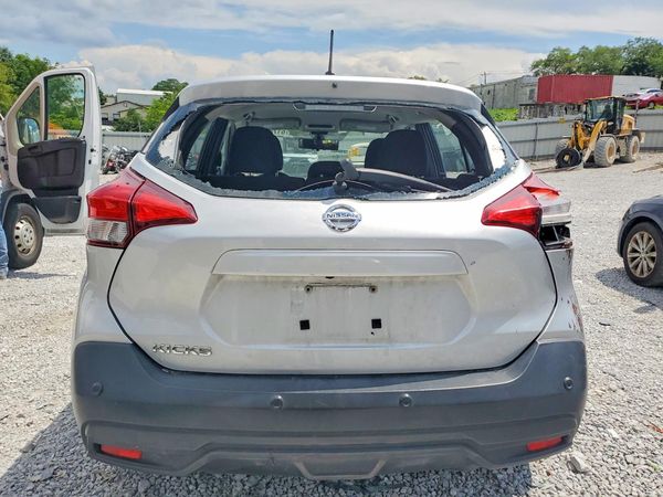 2020 NISSAN KICKS