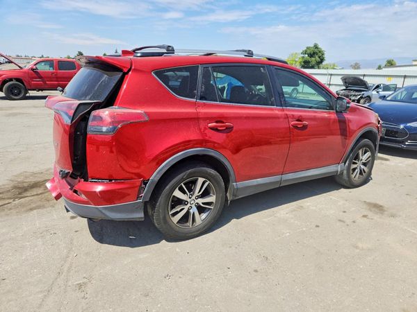 2017 TOYOTA RAV4 XLE
