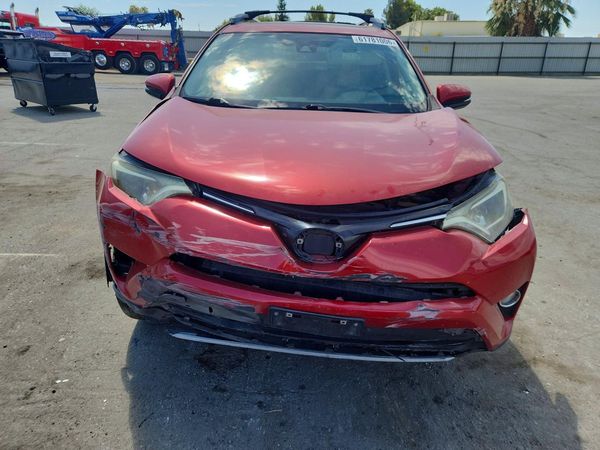 2017 TOYOTA RAV4 XLE