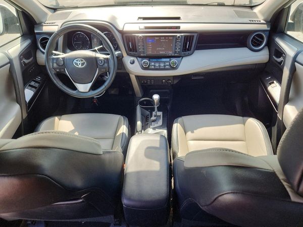 2017 TOYOTA RAV4 Ltd/SE Platinum
