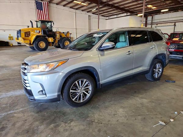 2019 TOYOTA HIGHLANDER SE/XLE