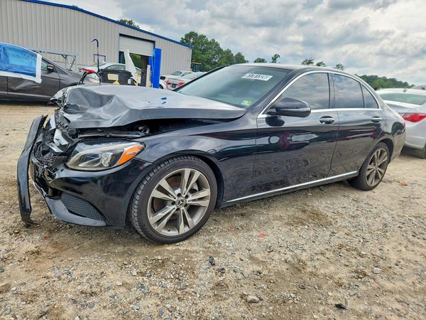 2017 MERCEDES-BENZ C C300