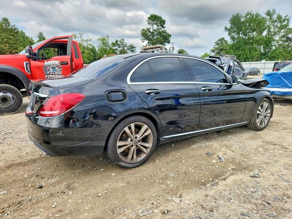 2017 MERCEDES-BENZ C C300