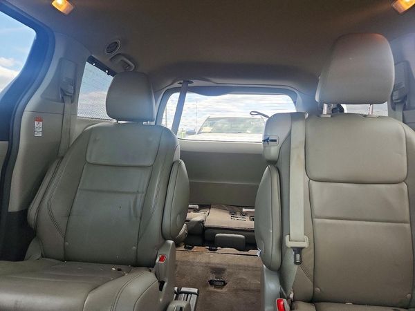 2015 TOYOTA SIENNA