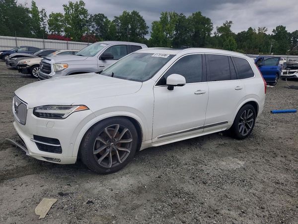2016 VOLVO XC90