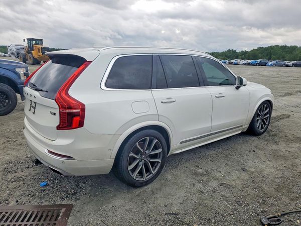 2016 VOLVO XC90