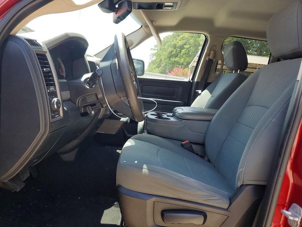 2014 RAM 1500 ST