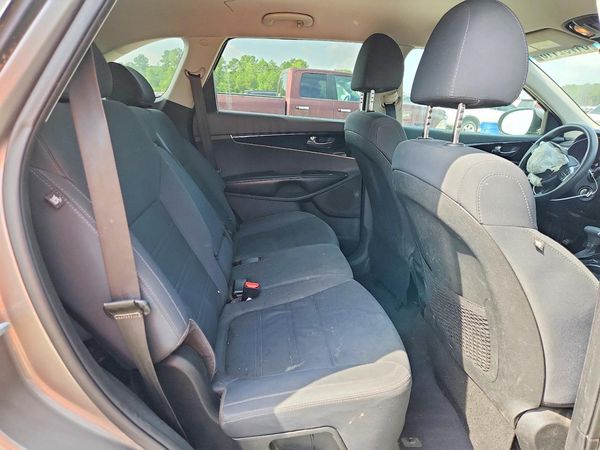2019 KIA SORENTO L, LX, S