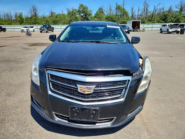 2017 CADILLAC XTS Livery