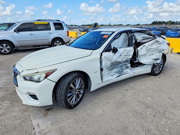 2018 INFINITI Q50
