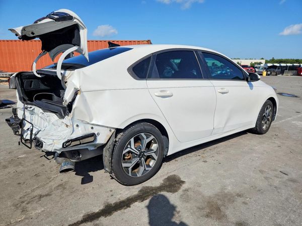2021 KIA FORTE FE, LXS