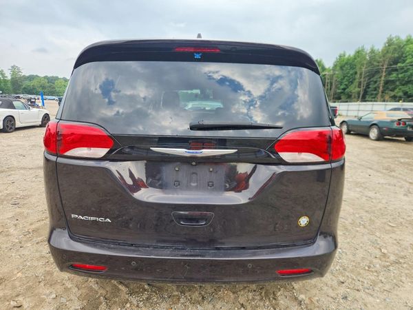 2018 CHRYSLER PACIFICA Touring