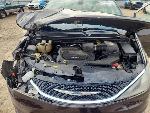 2018 CHRYSLER PACIFICA Touring