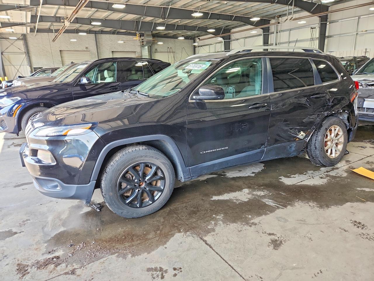 2016 JEEP CHEROKEE LATITUDE 4X4