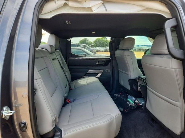 2026 TOYOTA TUNDRA
