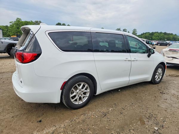 2018 CHRYSLER PACIFICA LX