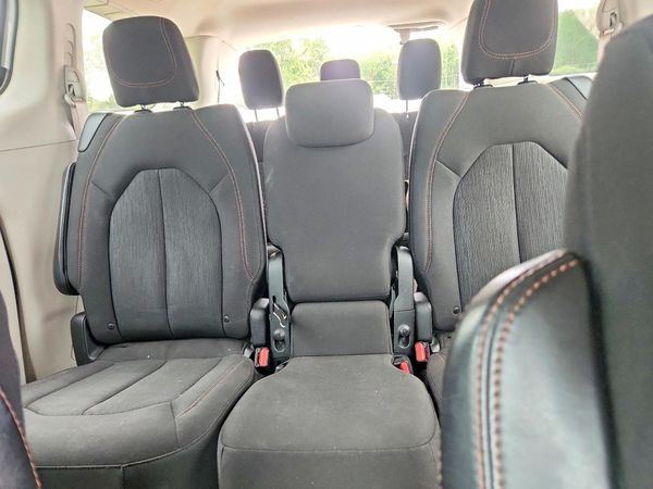 2018 CHRYSLER PACIFICA LX