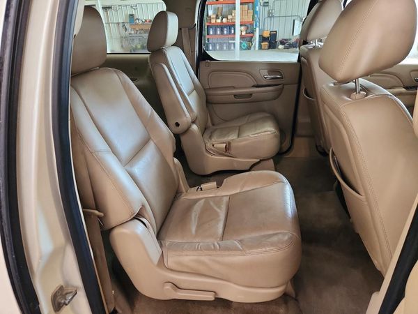 2013 CADILLAC ESCALADE ESV Luxury