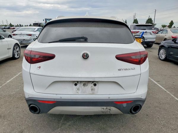 2018 ALFA ROMEO STELVIO AWD