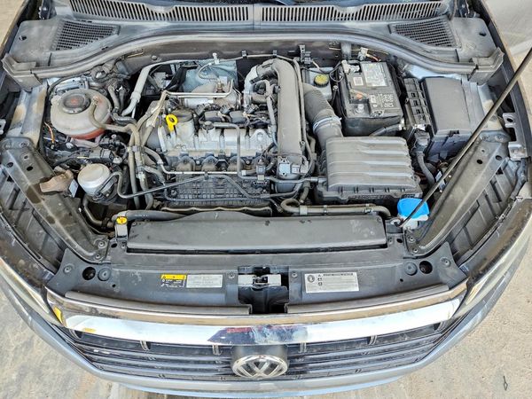 2019 VOLKSWAGEN JETTA S, SE, R-Line