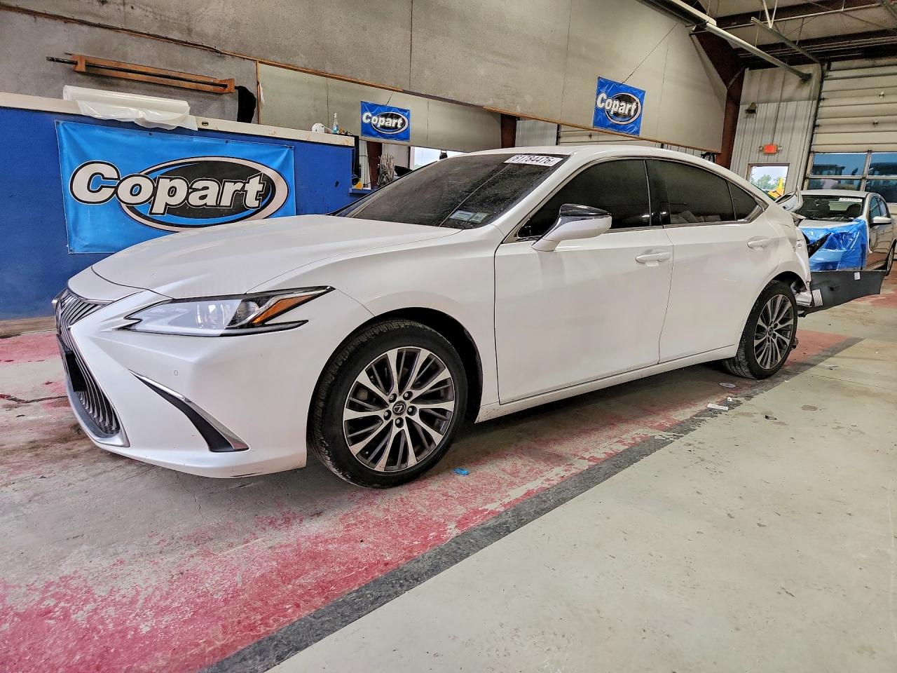 2021 LEXUS ES 250