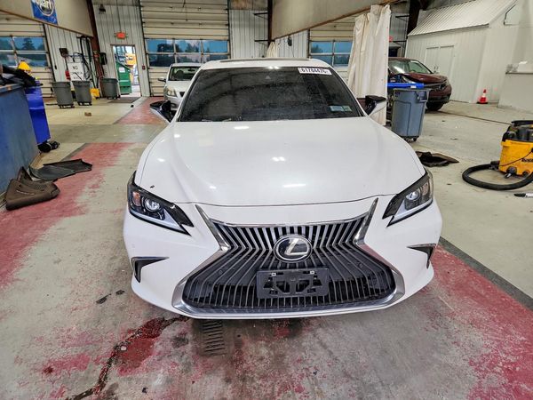 2021 LEXUS ES 250