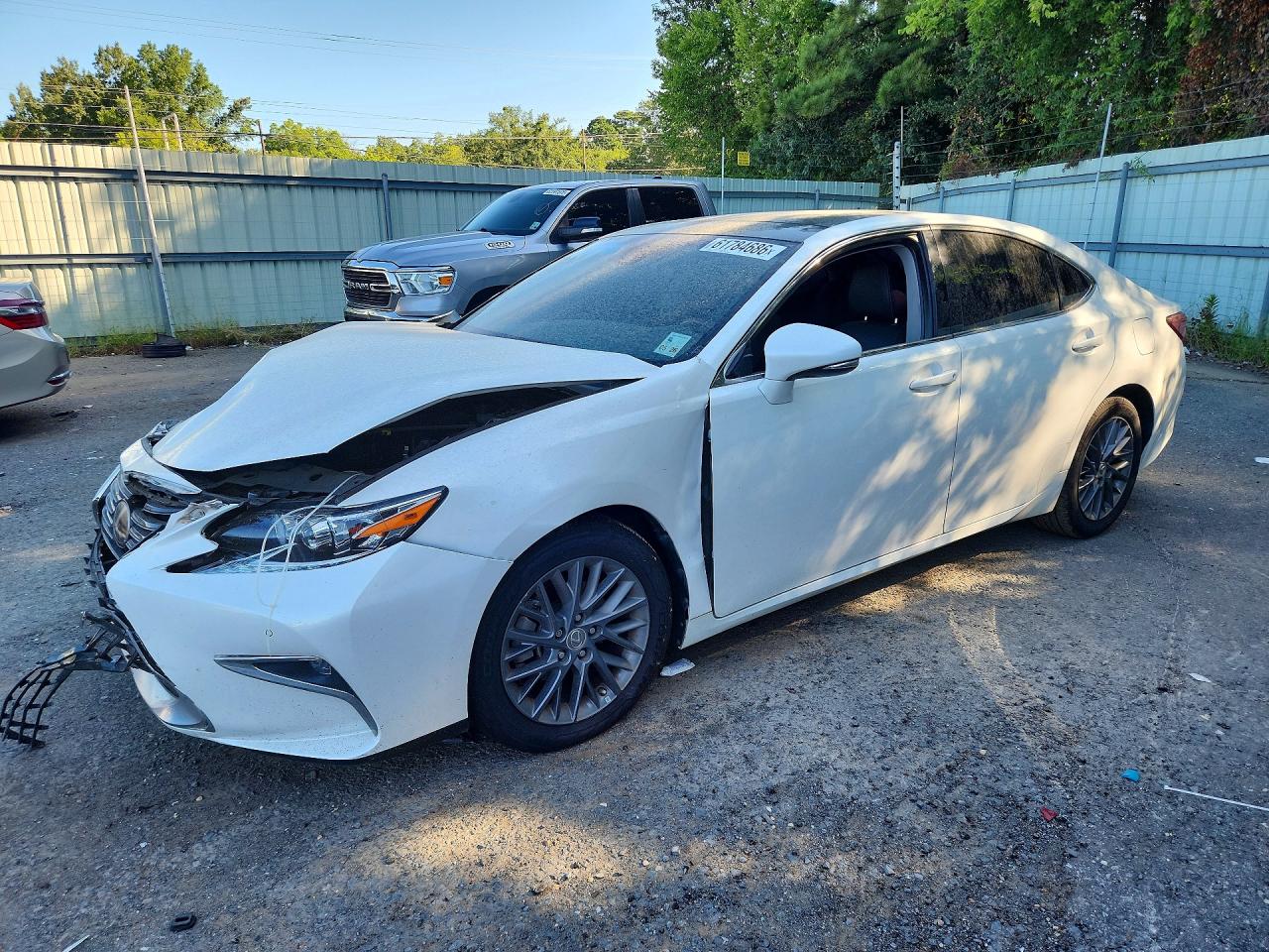 2018 LEXUS ES